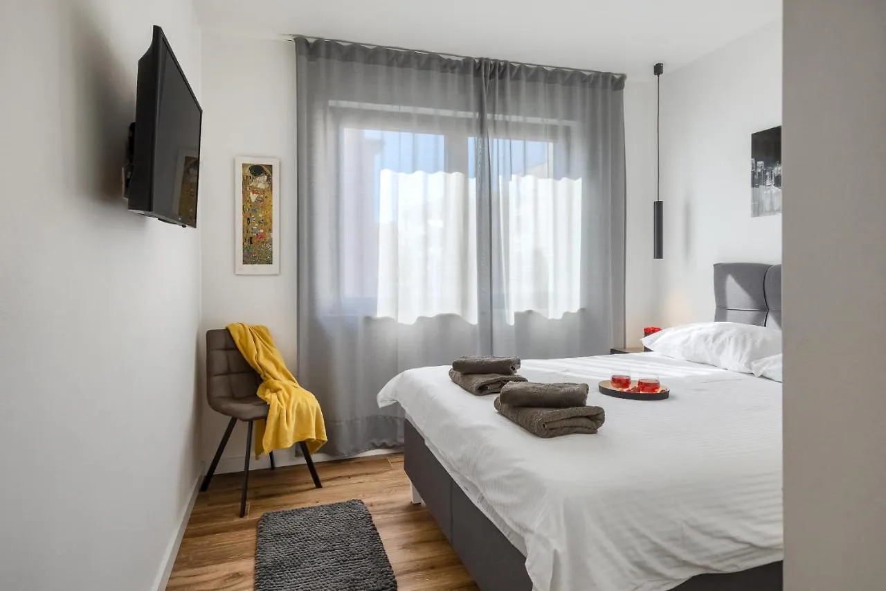 Belvedere Holidays Novigrad  Holiday home