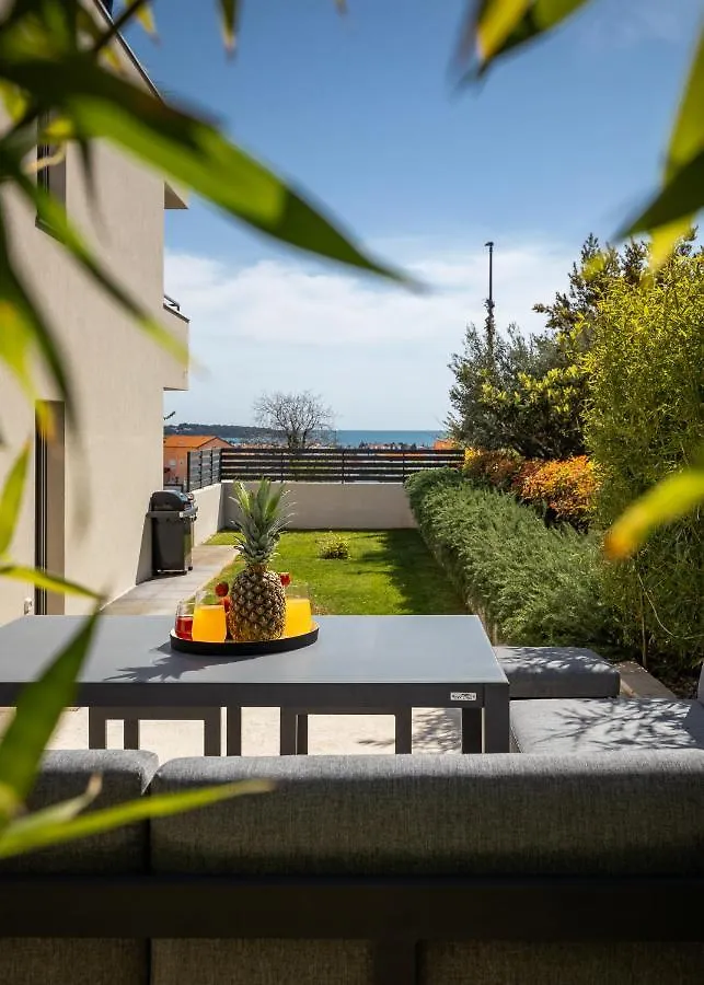 Belvedere Holidays Novigrad Istria Vakantiehuis